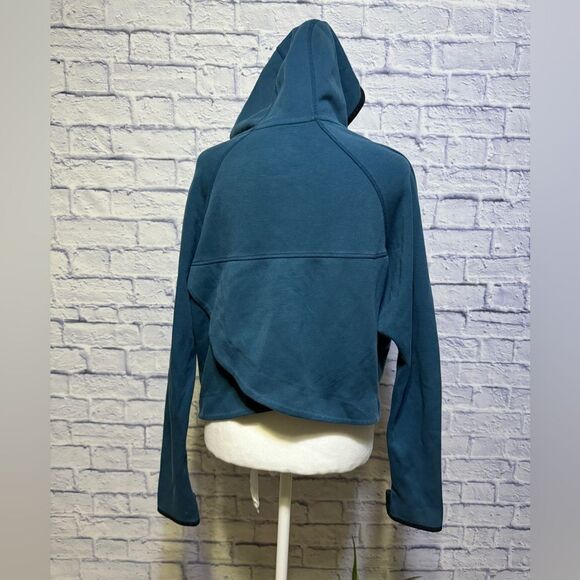 Nike Tech Butterfly Women's Hoodie Size Medium  (617358-483) Teal Blue Green - Picture 5 of 16